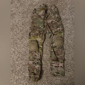 Crye CP4 FR pants with knee pads